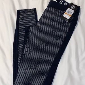 Under armour size small workout leggings
